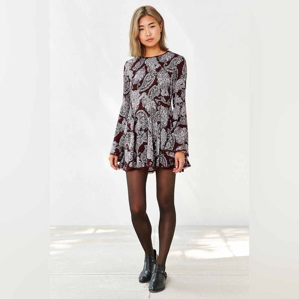 UO Ecote Sascha Bell Sleeve Dress